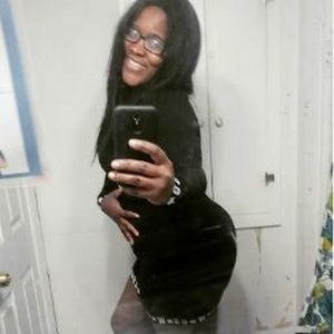 Meet your Posher, Mesha